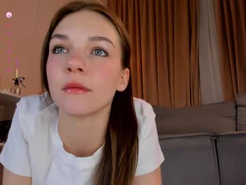 webcam girl cwenbrayton live cam image #12830911