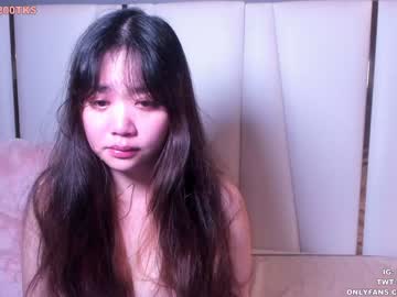 webcam girl clara_chan live cam image #3482534