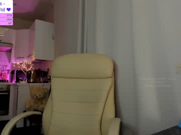 webcam girl victorias_world live cam image #393916