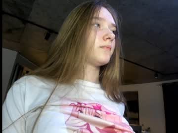 webcam girl mysat live cam image #2683254