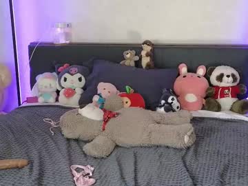 webcam girl jenie_fire live cam image #12270747