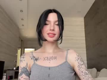 webcam tranny evelynforever live cam image #6405367