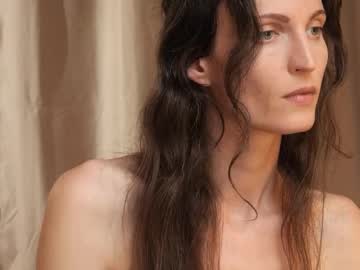 webcam girl yulladao live cam image #12950626