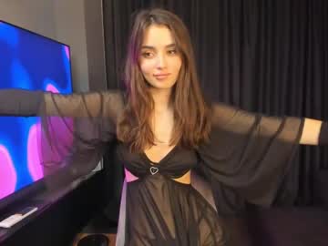 webcam girl scarletmore live cam image #7833334