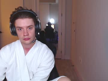 webcam man ironthud live cam image #924738