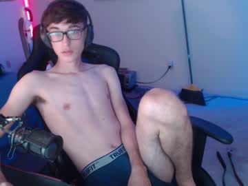 webcam man 18yrboyhot live cam image #2236392