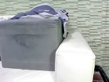 webcam couple blow2job_lat live cam image #6359399