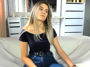 webcam girl rinatagold live cam image #3213997