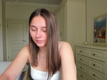 webcam girl eleonora_linn live cam image #2966142