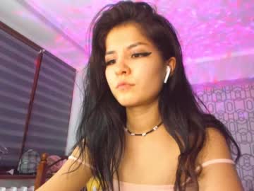 webcam girl akino_17 live cam image #1265712