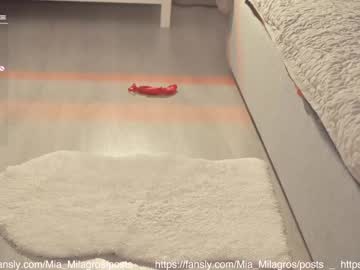 webcam girl mia_milagros live cam image #3441948