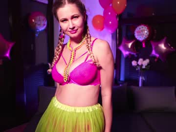 webcam girl stella_and_stephan live cam image #5935959