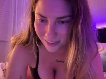 webcam girl addiebauer live cam image #12057860