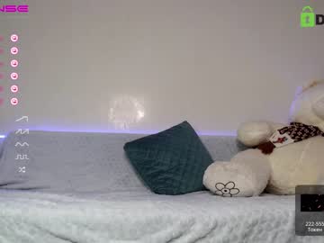 webcam girl fallen_angel_18 live cam image #6015886