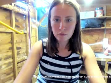 webcam girl eatmypie69 live cam image #134274