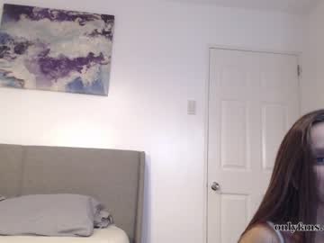 webcam girl badi_lii live cam image #259984