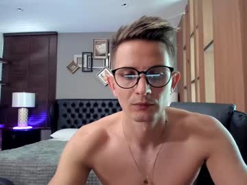webcam couple emmykrist live cam image #9238914