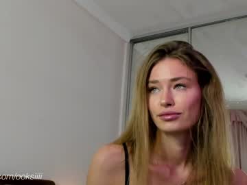 webcam girl oksanafedorova live cam image #1498040