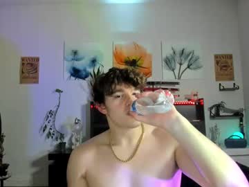 webcam man thejohnnystone live cam image #11708559