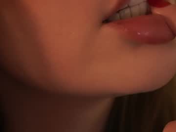 webcam girl bitter_moon live cam image #12128846