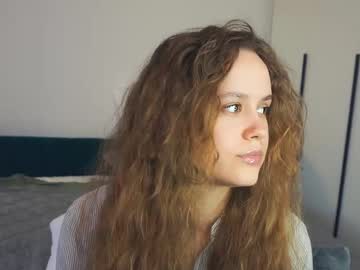 webcam girl kendraedger live cam image #12939969