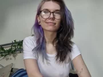 webcam girl lizzyylovesick live cam image #9819105