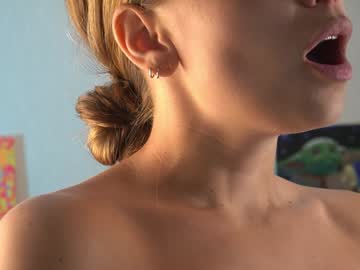 webcam girl 2girls_1dream live cam image #10167516