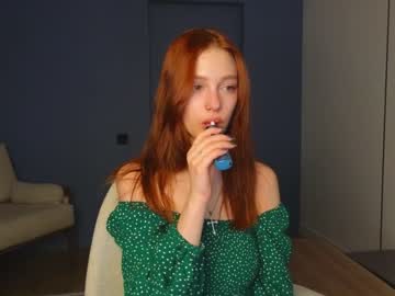 webcam girl shirleywhitney live cam image #8823209