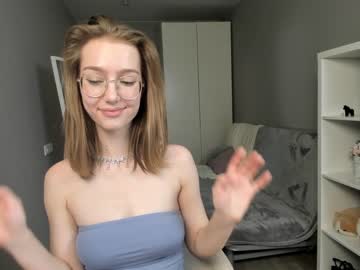 webcam couple christine_bae live cam image #8499101
