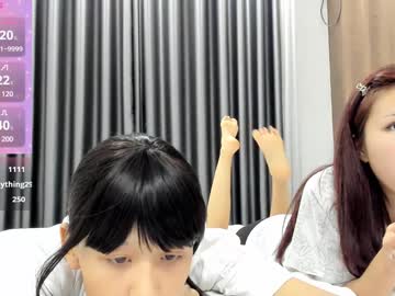 webcam girl little_yena live cam image #10603089