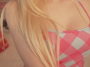 webcam girl bunnydollstella live cam image #10325457