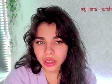 webcam girl hot_chill__ live cam image #3679744