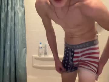 webcam man quqked live cam image #9824474