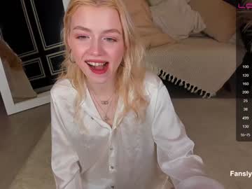 webcam girl elizabethmad live cam image #6349424
