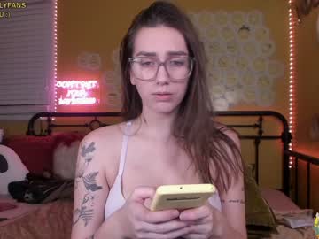 webcam girl daydreamur_gurl live cam image #924555
