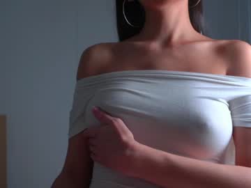 webcam girl houseofkei live cam image #1984070
