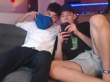 webcam man fratguysonline live cam image #6363519