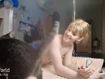 webcam girl iris_world live cam image #12767896