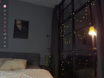 webcam girl kriss0leoo live cam image #11220345