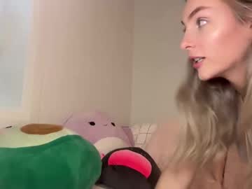webcam girl summerlovingg live cam image #9739287