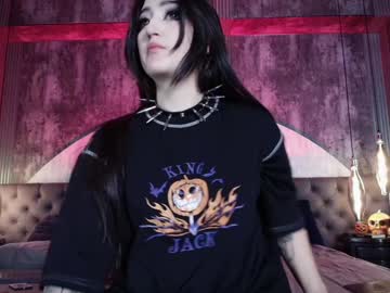 webcam girl charlotte_germanotta_ live cam image #10731793