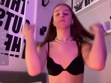 webcam tranny evie_may live cam image #10067517