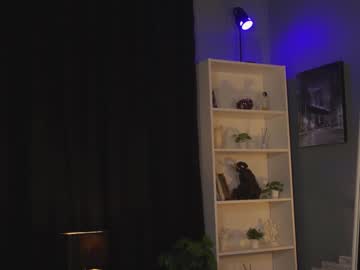 webcam girl ella_knockers_xl live cam image #4394474