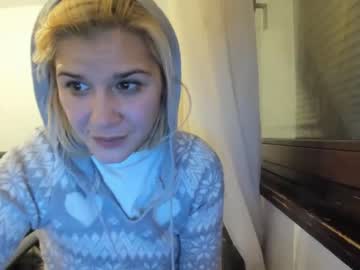 webcam girl mia________ live cam image #4301216