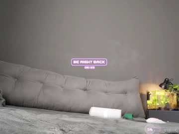 webcam tranny mystic_bunny live cam image #10137785
