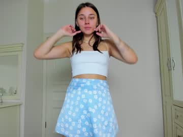 webcam girl eleonora_linn live cam image #3580721