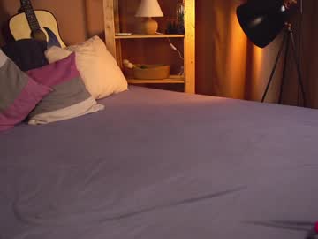 webcam girl cuteelsa_ live cam image #8155578