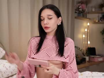 webcam girl riskyproject live cam image #9219010