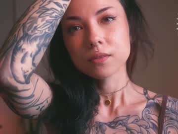 webcam girl ambientink live cam image #3068216