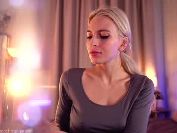 webcam girl peach_me live cam image #1334920